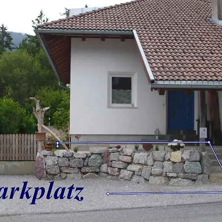 Haus Ruth *
